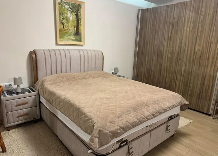 Guest Monarch スモーリャン